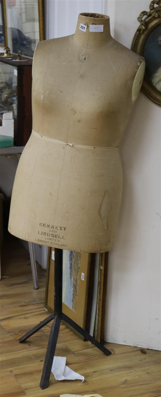 A tailors dummy